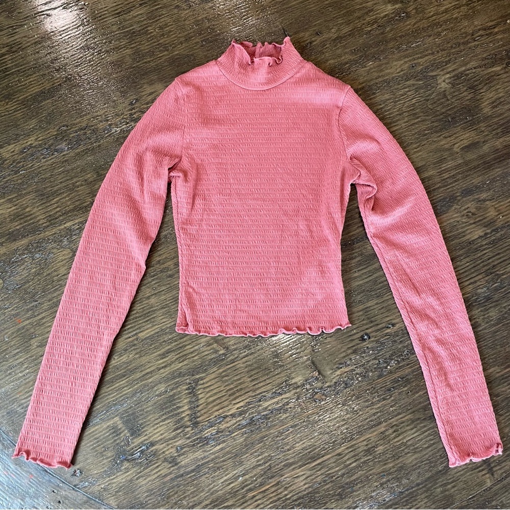 Altar’d‎ State Smocked Mock Neck LS Crop | Lettuce Hem | XS